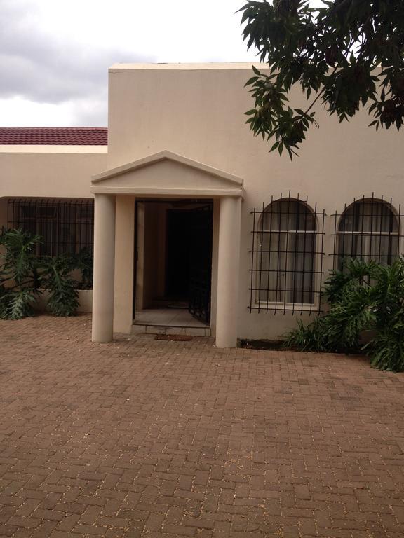 Pilot Inn Accommodation Kempton Park Luaran gambar
