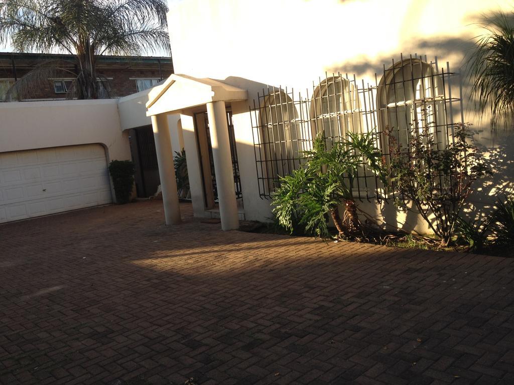 Pilot Inn Accommodation Kempton Park Luaran gambar
