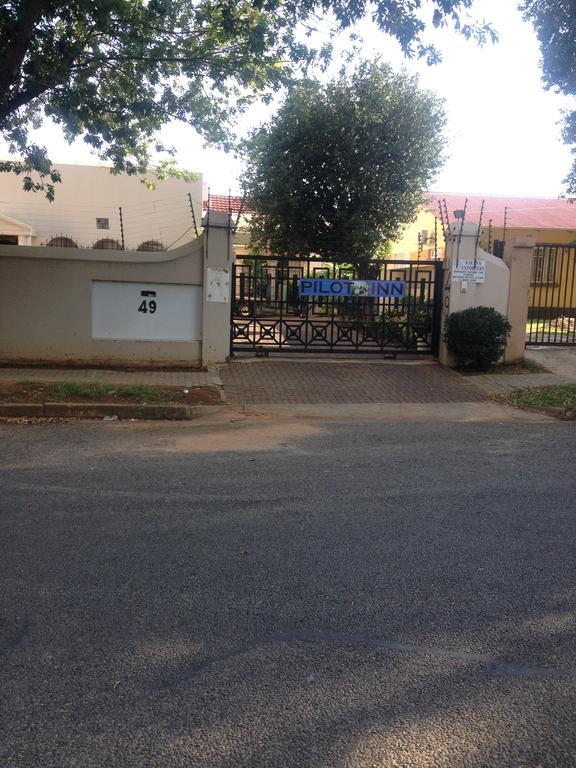 Pilot Inn Accommodation Kempton Park Luaran gambar