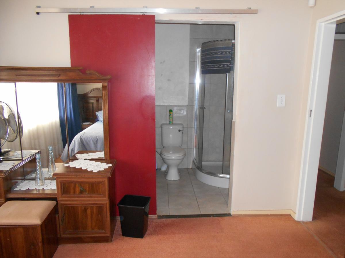Pilot Inn Accommodation Kempton Park Luaran gambar